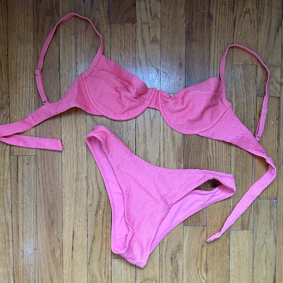 Monday Swimwear Other - NEVER WORN Monday Swimwear Discontinued Azalea Pink Chevron Bathing Suit - Large